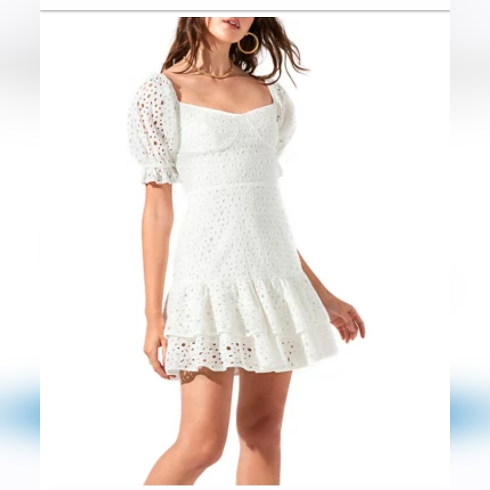 NWOT Astr the Label Roseville White Eyelet Dress